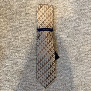 NWT Material London 100% Silk Tan and Coral Neck Tie